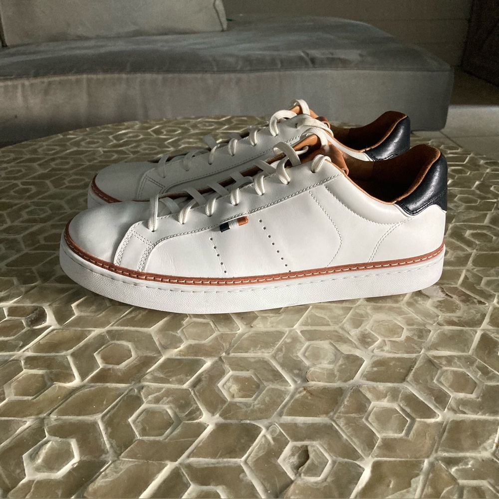 LIKE NEW!  Allen Edmonds Men’s Alpha Sneaker - White - Picture 2 of 14